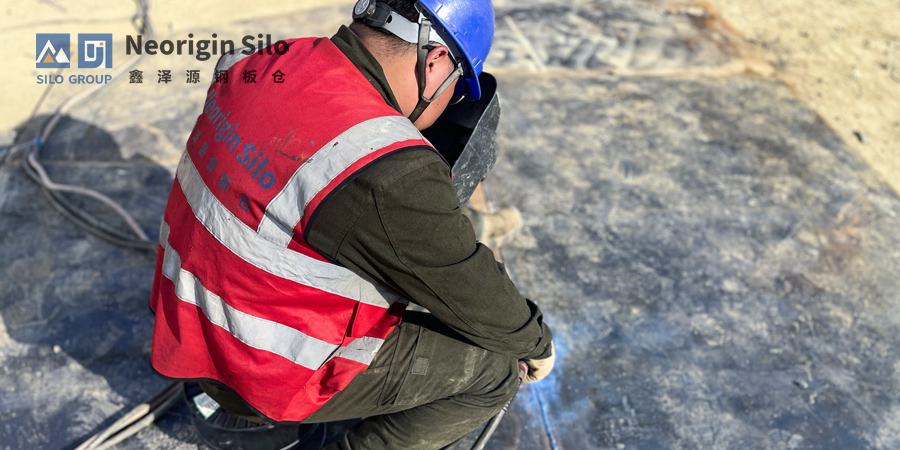 Galvanized steel silo welding