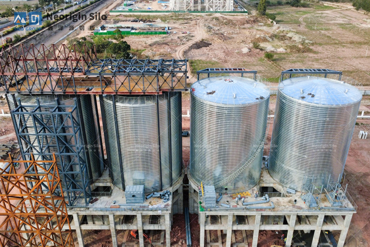 Coke and steel silos for prebaked anodes in aluminum plants
